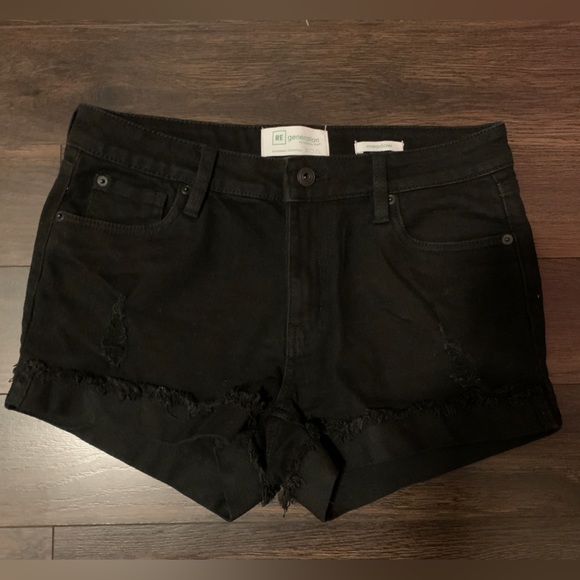 Black RE generation Jean shorts. Brand new condition - Picture 1 of 3